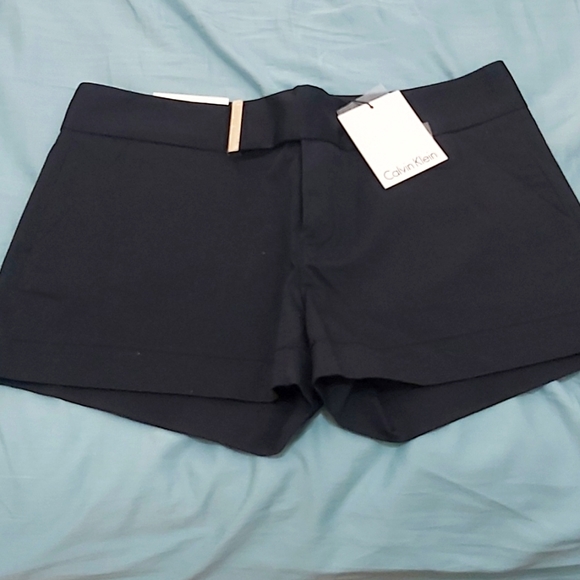 Black shorts - Picture 1 of 4